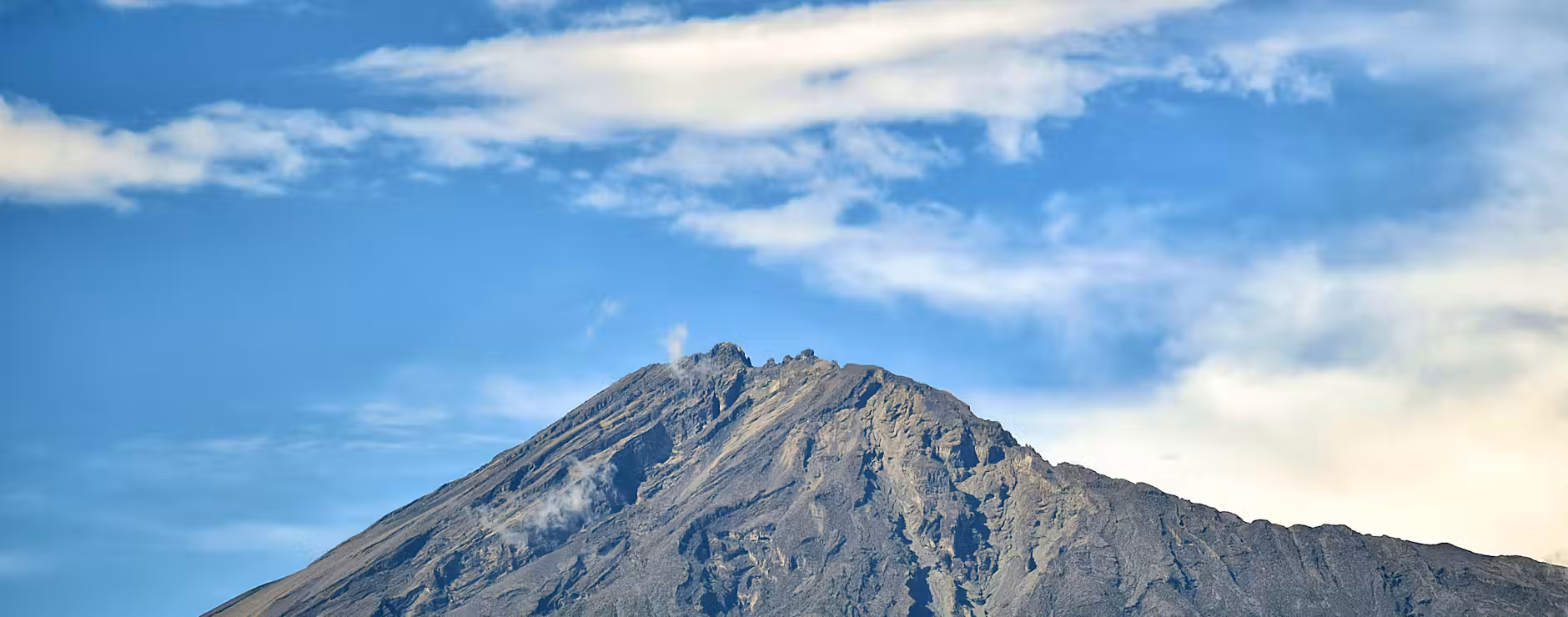 mount-meru-peak